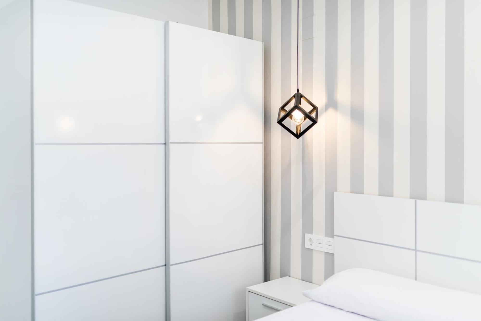 Pajaritos Suites Junto A Centro, Estacion De Tren Y Plaza De Toros Granada Eksteriør billede