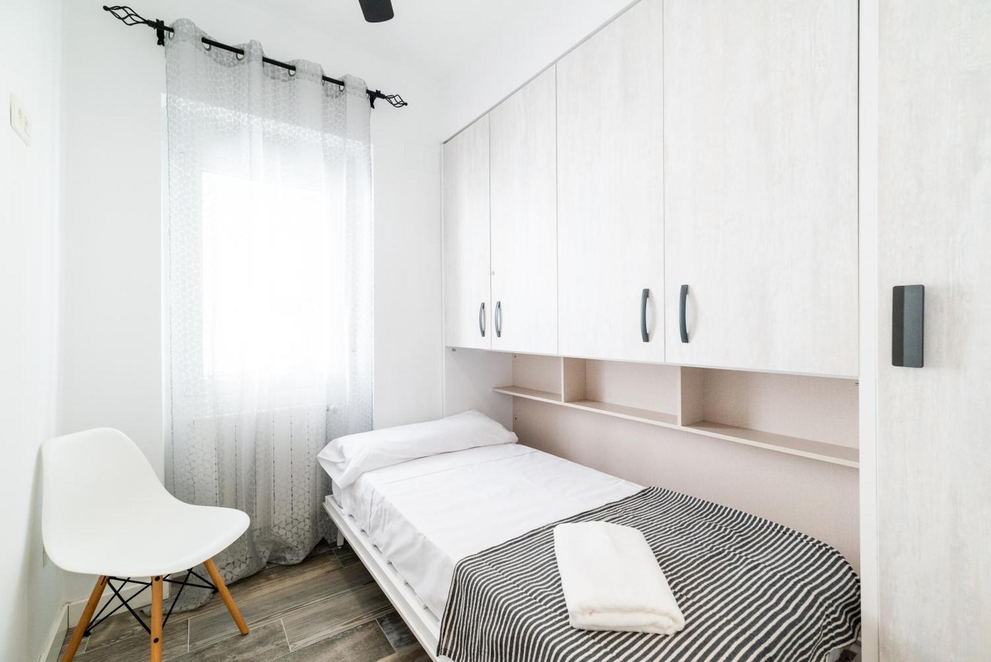 Pajaritos Suites Junto A Centro, Estacion De Tren Y Plaza De Toros Granada Eksteriør billede