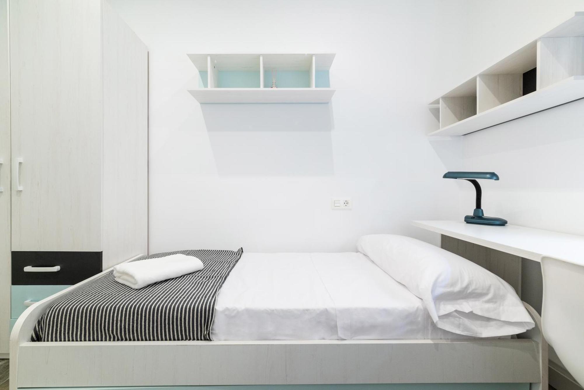 Pajaritos Suites Junto A Centro, Estacion De Tren Y Plaza De Toros Granada Eksteriør billede
