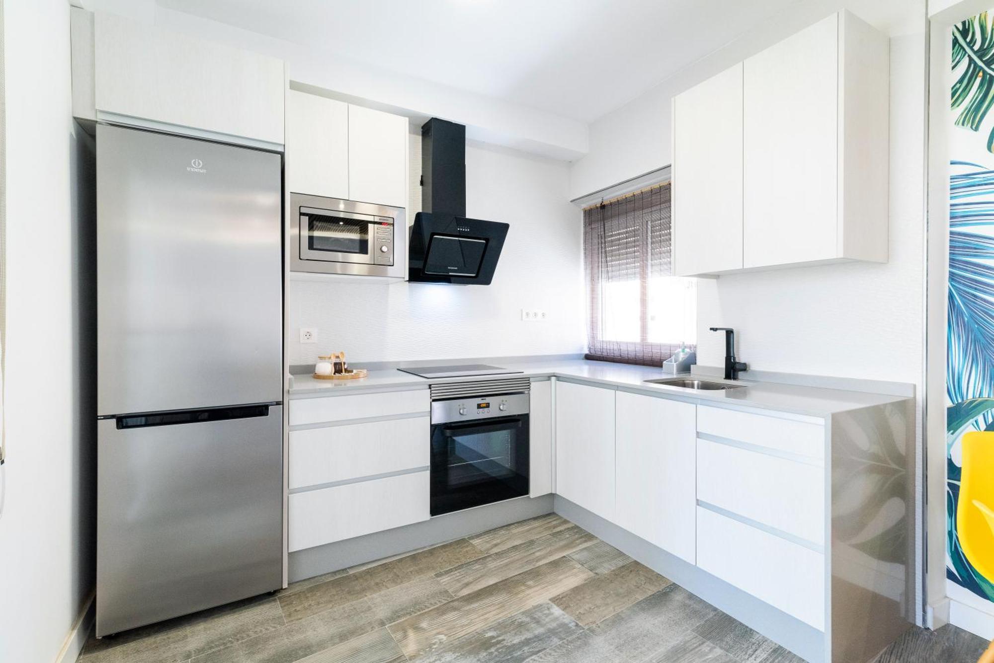 Pajaritos Suites Junto A Centro, Estacion De Tren Y Plaza De Toros Granada Eksteriør billede